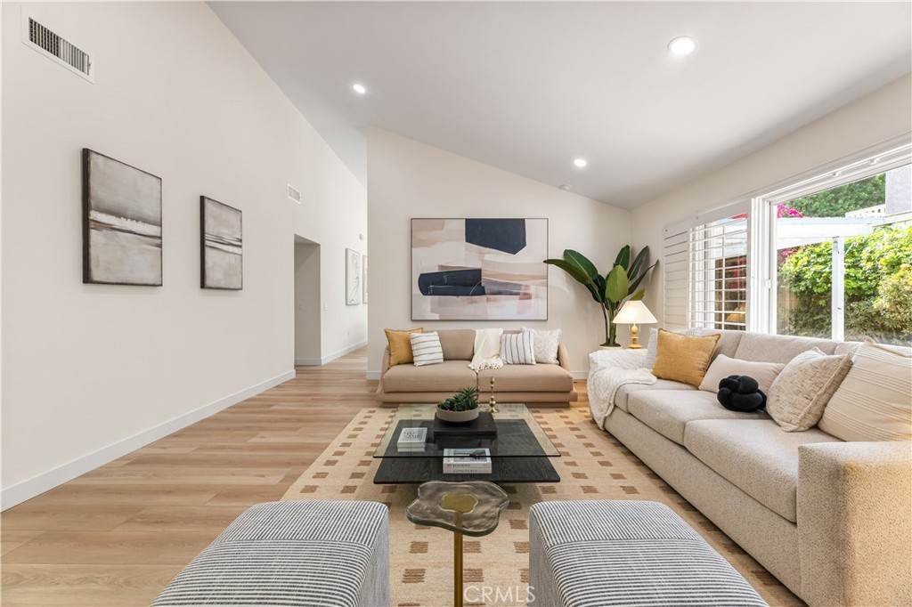 11500 Yolanda - Photo 1