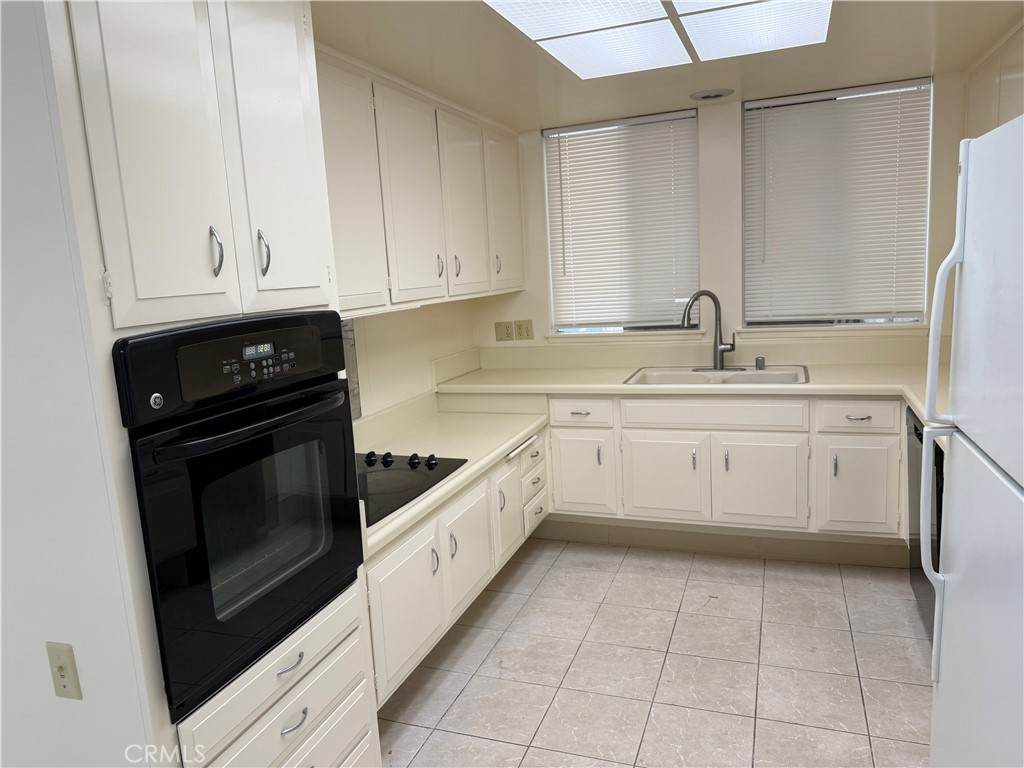 163 Avenida Majorca - Photo 1