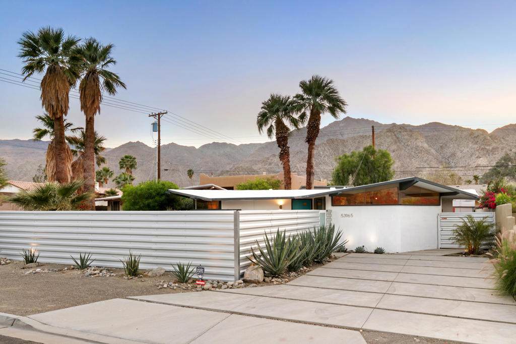 https://bt-photos.global.ssl.fastly.net/socal/orig_boomver_2_444688608-2.jpg
