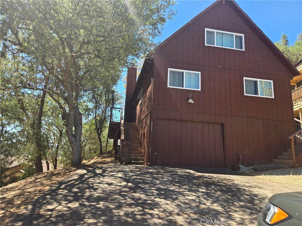 2743 Lookout Loop - Photo 1