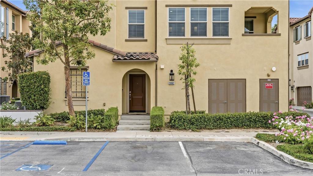 20982 Cornerstone Dr - Photo 1