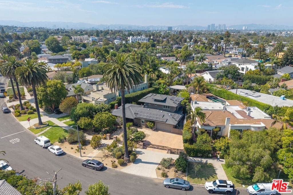 11835 South Park Avenue - Photo 1