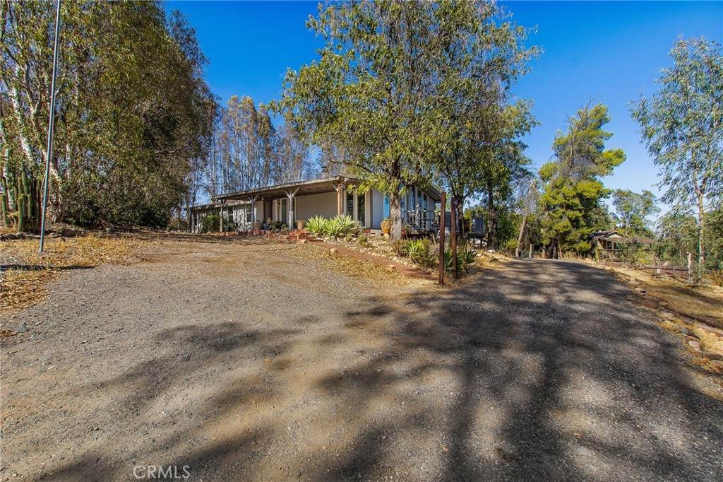 20318 Palomar Street - Photo 1