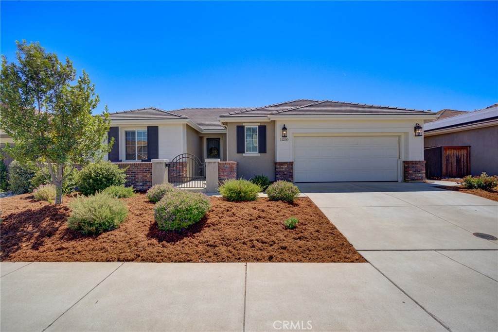 11250 Avion - Photo 1