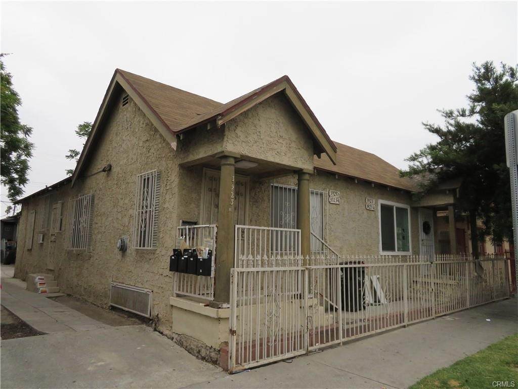 3923 South  Normandie Avenue - Photo 1