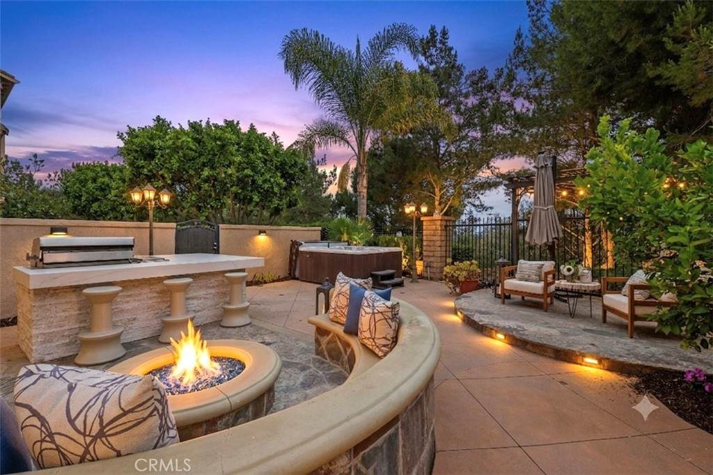 https://bt-photos.global.ssl.fastly.net/socal/orig_boomver_2_445253672-2.jpg