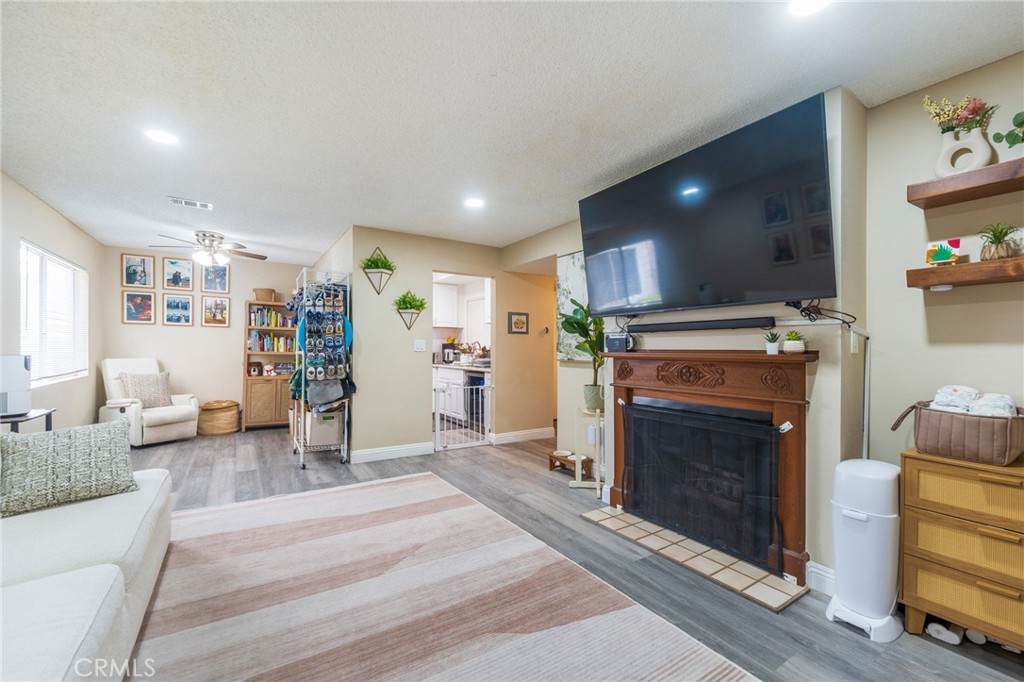 https://bt-photos.global.ssl.fastly.net/socal/orig_boomver_2_445340035-2.jpg