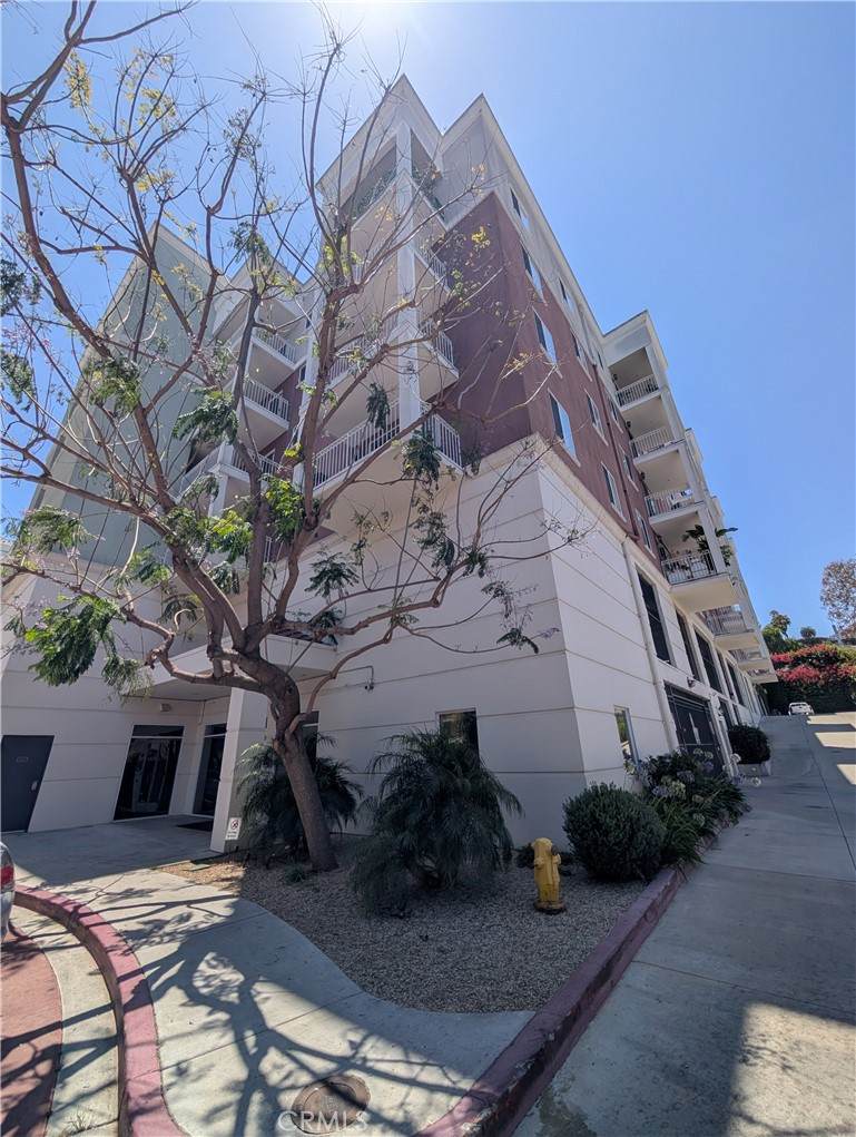 https://bt-photos.global.ssl.fastly.net/socal/orig_boomver_2_445370377-2.jpg