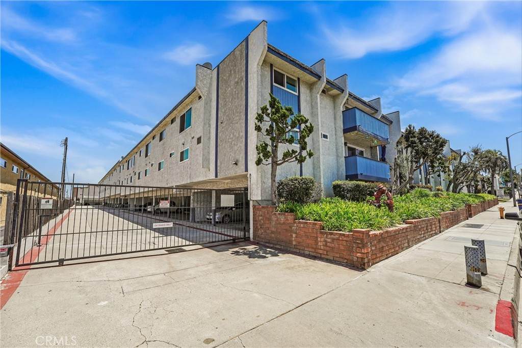 https://bt-photos.global.ssl.fastly.net/socal/orig_boomver_1_445514586-2.jpg