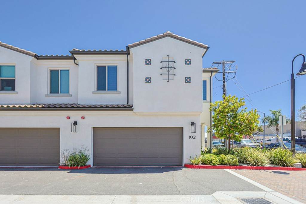 17540 Cameron - Photo 1