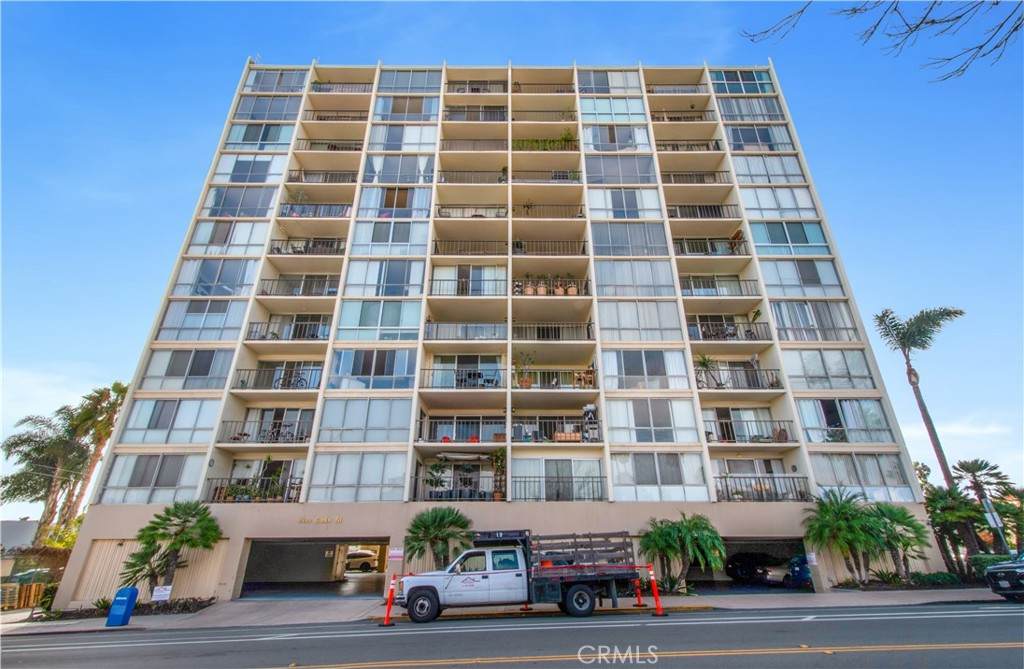 4944 Cass Street - Photo 1