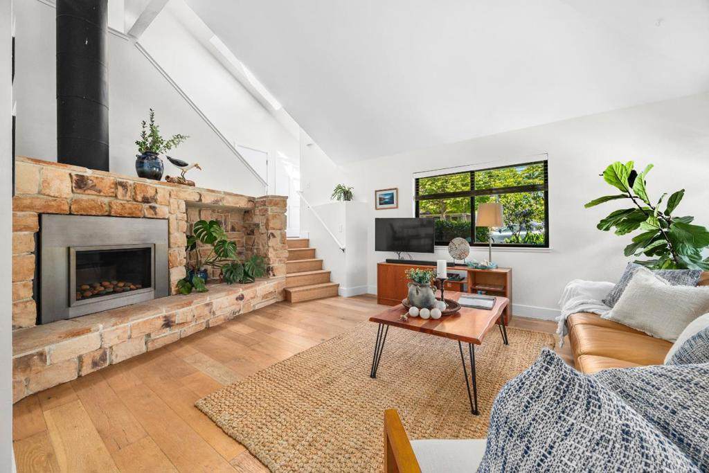 6250 Cabot Court - Photo 1