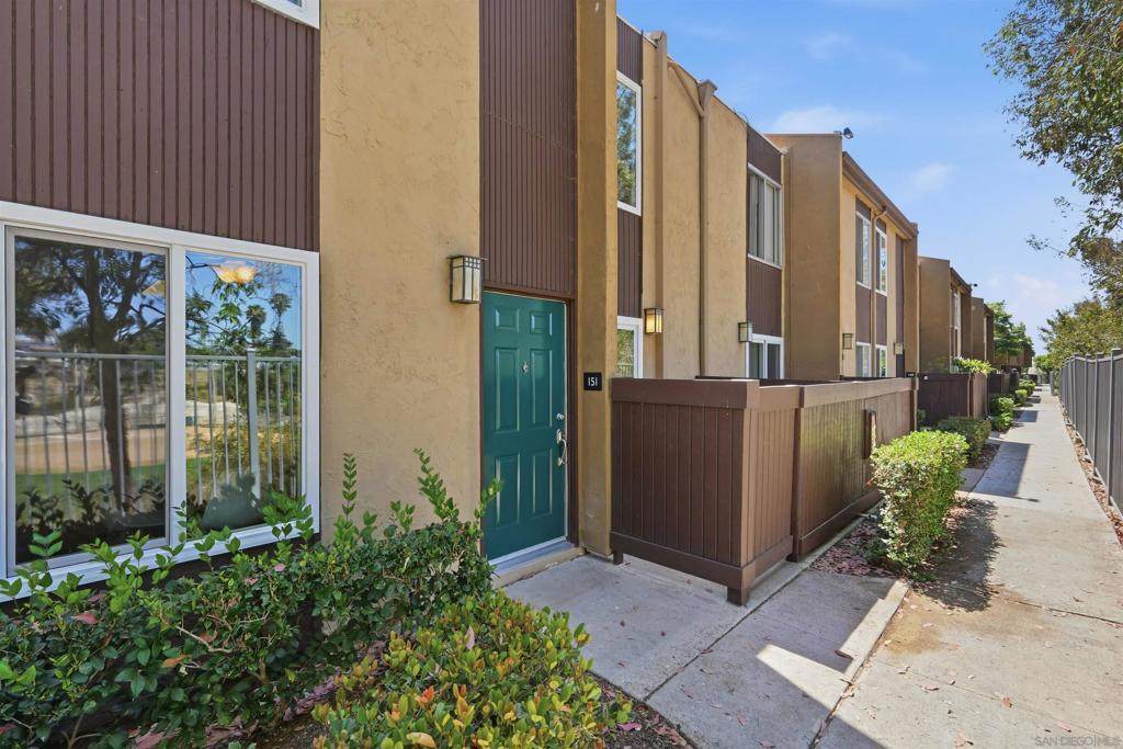 3454 Castle Glen Dr. - Photo 1