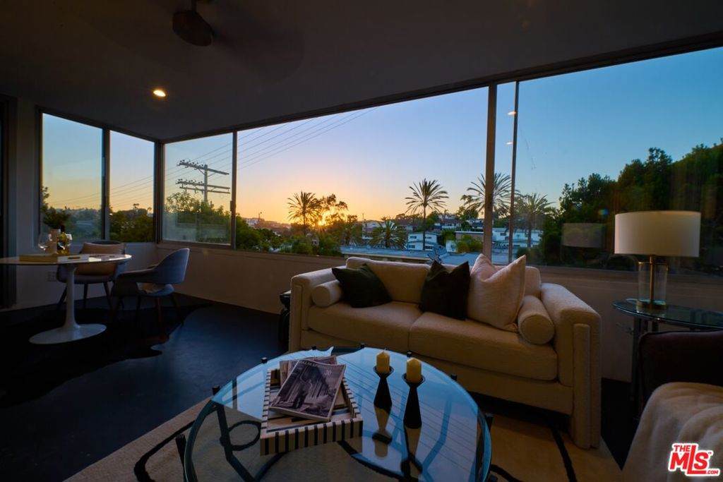 https://bt-photos.global.ssl.fastly.net/socal/orig_boomver_1_445701792-2.jpg