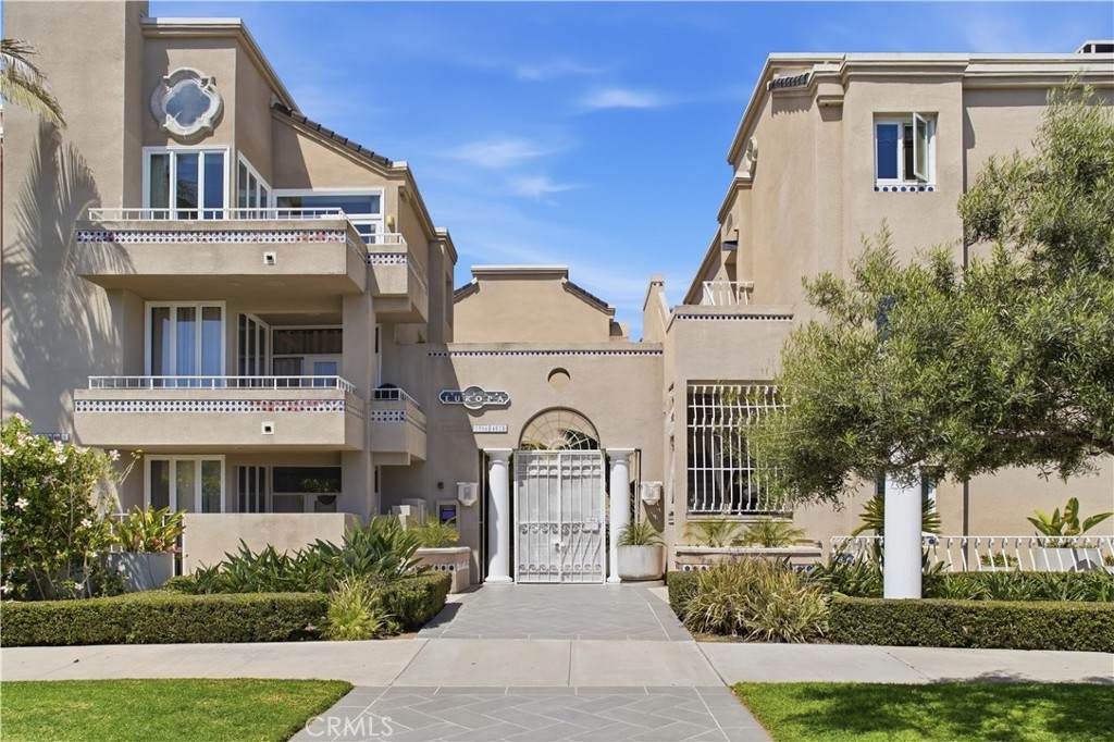 https://bt-photos.global.ssl.fastly.net/socal/orig_boomver_2_445739667-2.jpg