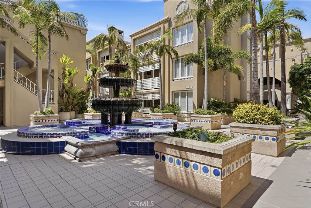 https://bt-photos.global.ssl.fastly.net/socal/orig_boomver_2_445739667-2.jpg