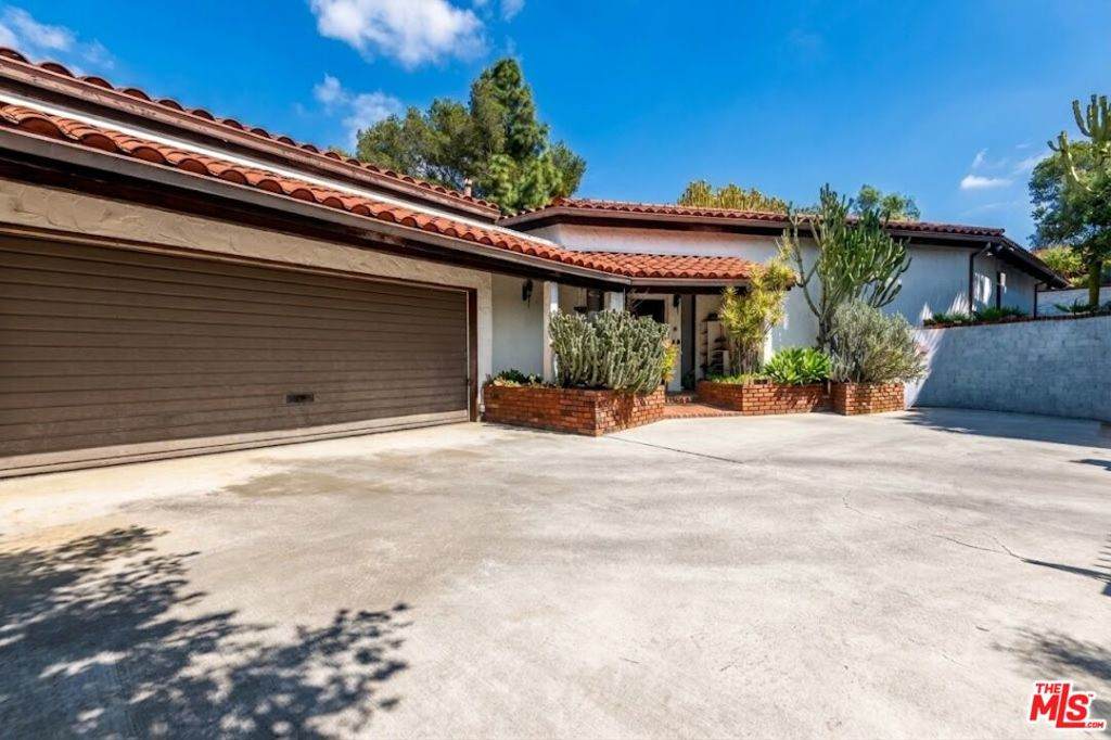 https://bt-photos.global.ssl.fastly.net/socal/orig_boomver_2_445864160-2.jpg