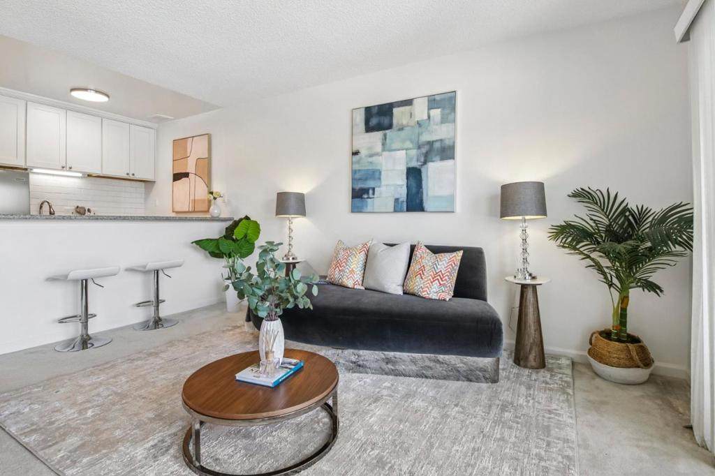 814 Delaware Street - Photo 1