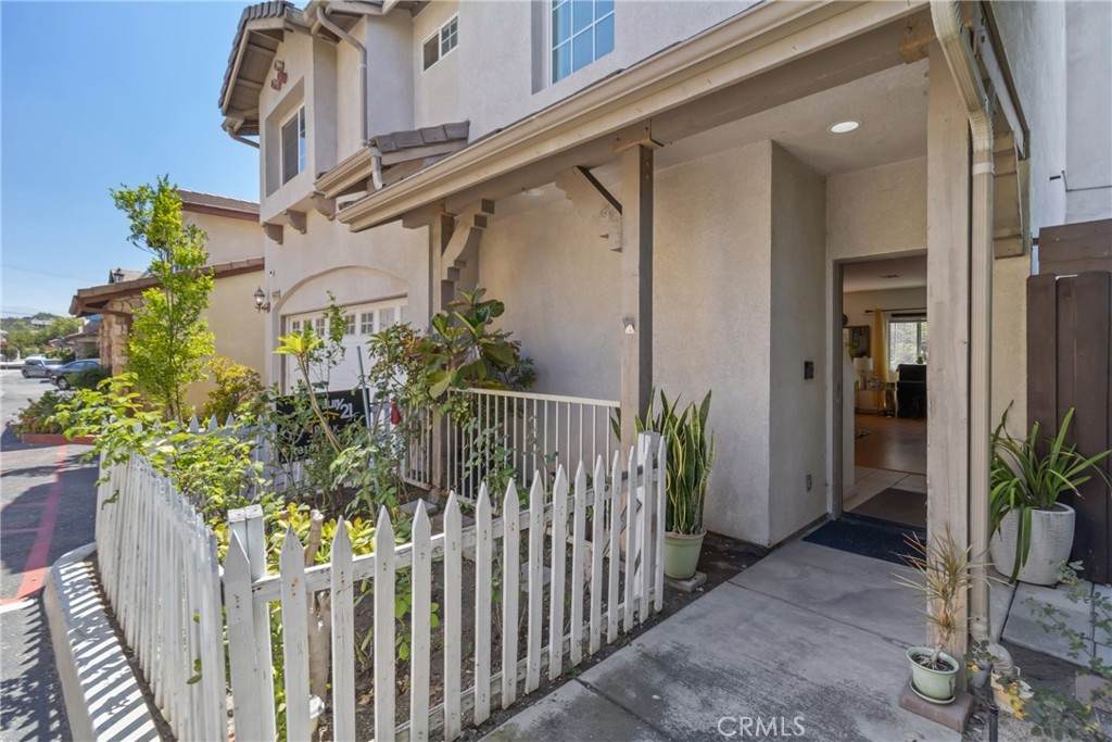 https://bt-photos.global.ssl.fastly.net/socal/orig_boomver_2_446343124-2.jpg