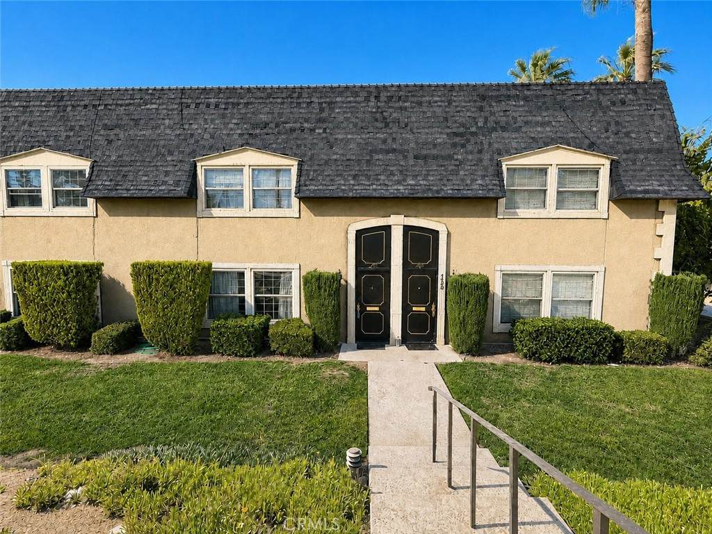 139 Cypress - Photo 1