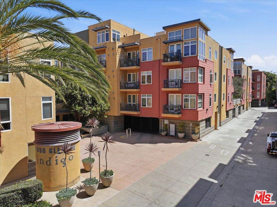 https://bt-photos.global.ssl.fastly.net/socal/orig_boomver_2_446461617-2.jpg