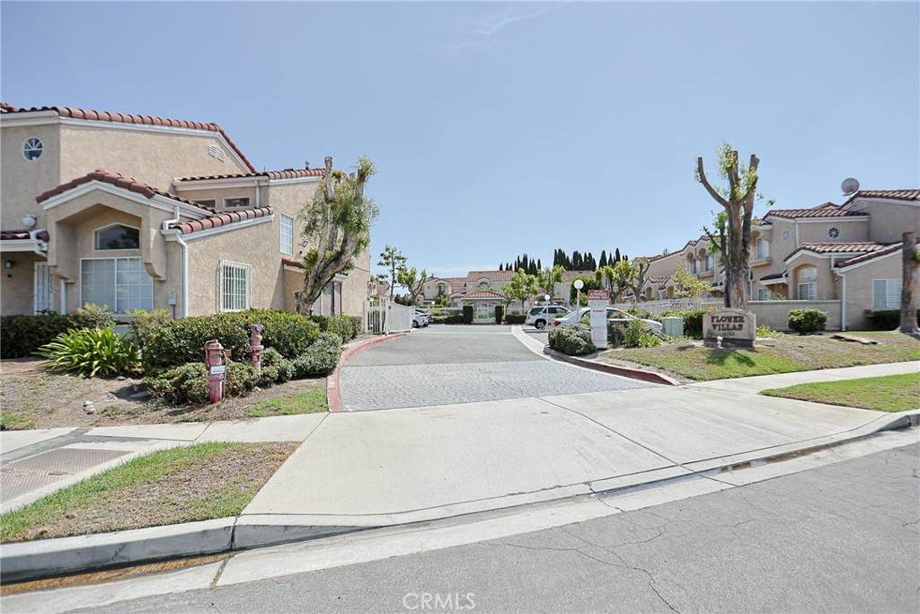 https://bt-photos.global.ssl.fastly.net/socal/orig_boomver_2_446560618-2.jpg