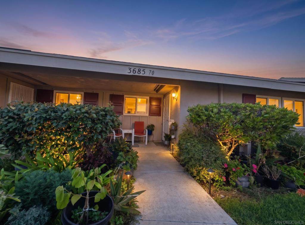 3685 Vista Campana - Photo 1