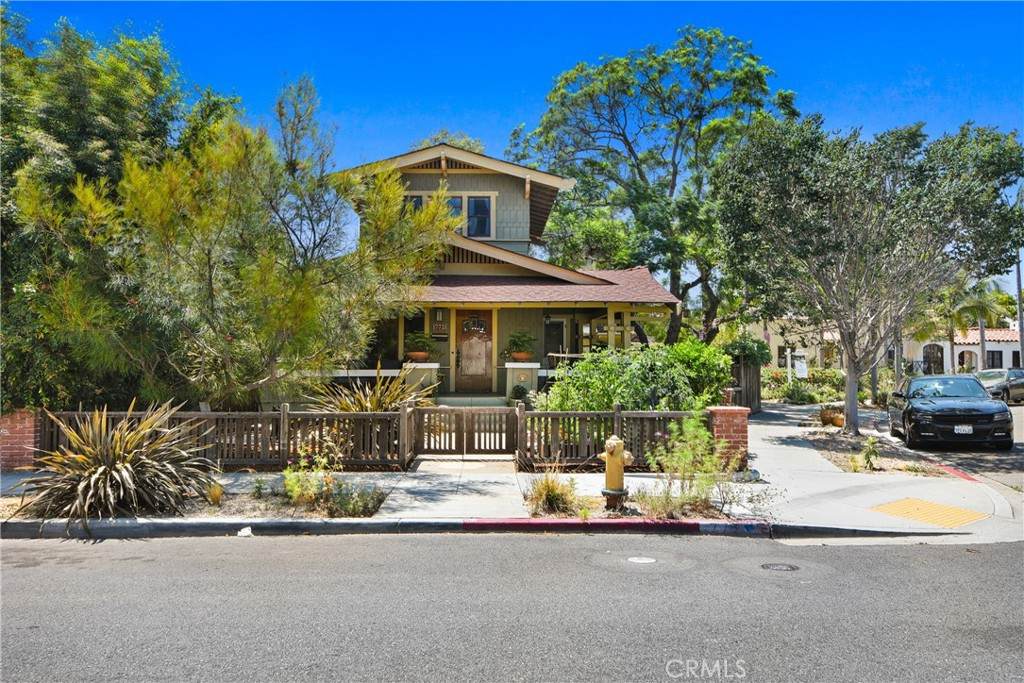 https://bt-photos.global.ssl.fastly.net/socal/orig_boomver_1_446774149-2.jpg