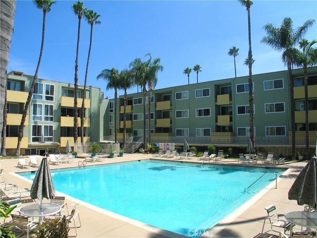 https://bt-photos.global.ssl.fastly.net/socal/orig_boomver_2_446819757-2.jpg