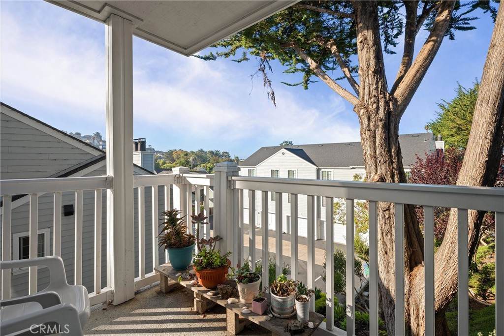 164 Cypress Avenue - Photo 1