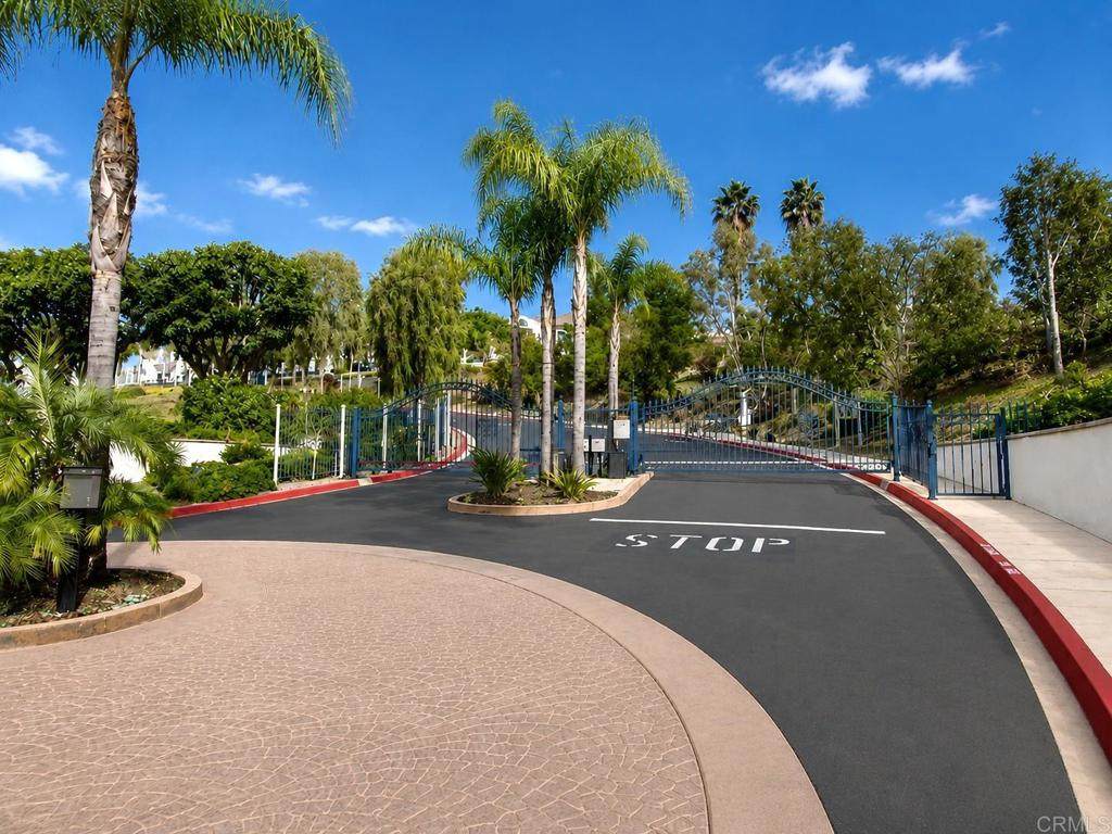 https://bt-photos.global.ssl.fastly.net/socal/orig_boomver_2_447187729-2.jpg