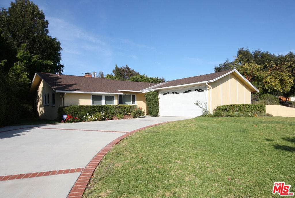 2766 Dunleer Place - Photo 1