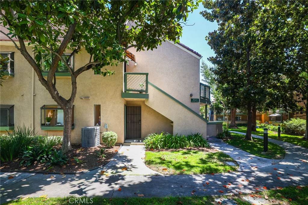 https://bt-photos.global.ssl.fastly.net/socal/orig_boomver_2_447785363-2.jpg