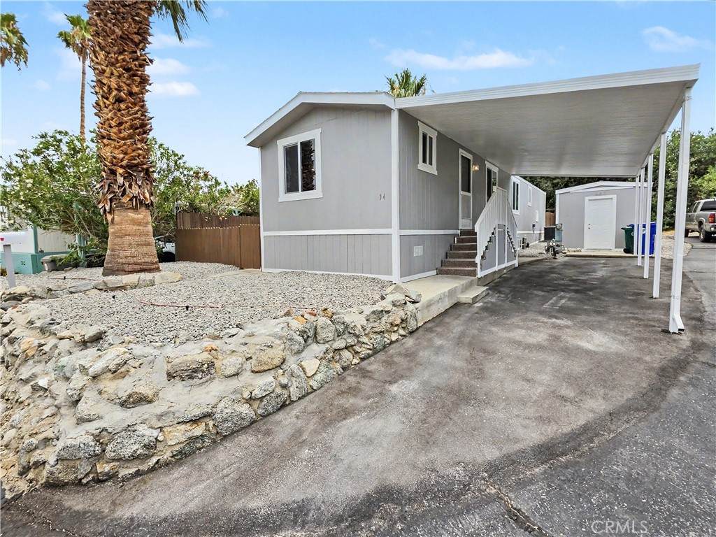 https://bt-photos.global.ssl.fastly.net/socal/orig_boomver_2_447859800-2.jpg