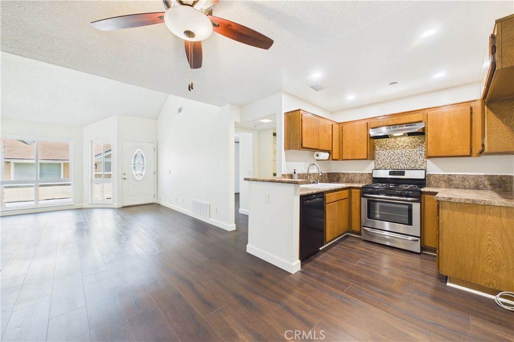 7735 Briarglen - Photo 1