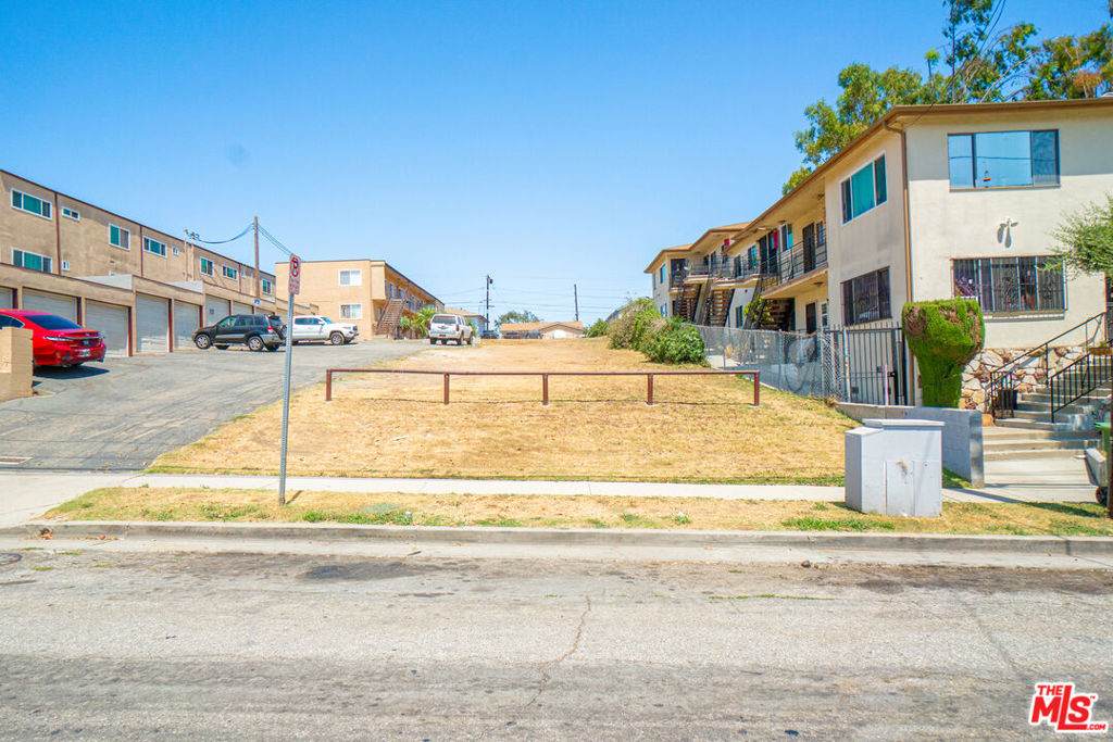 https://bt-photos.global.ssl.fastly.net/socal/orig_boomver_2_447878674-2.jpg
