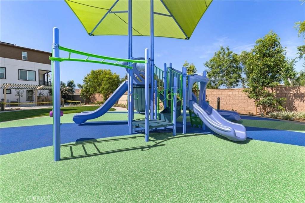 https://bt-photos.global.ssl.fastly.net/socal/orig_boomver_2_447936694-2.jpg