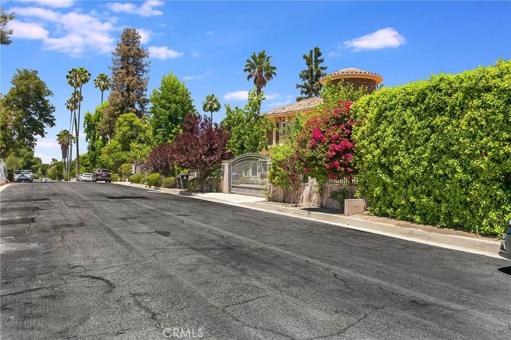 https://bt-photos.global.ssl.fastly.net/socal/orig_boomver_2_447943536-2.jpg
