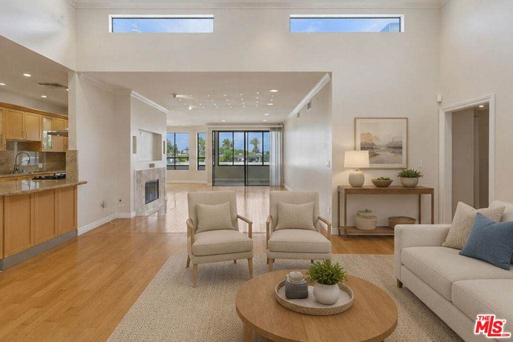 4443 Ventura Canyon Avenue - Photo 1