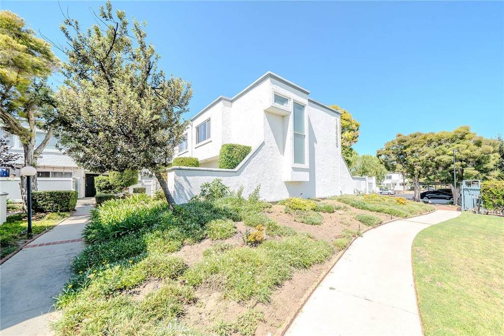 18535 Mayall Street - Photo 1