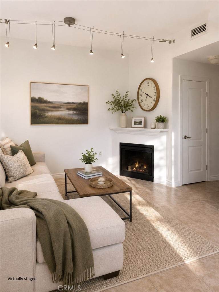 300 Beech Street - Photo 1