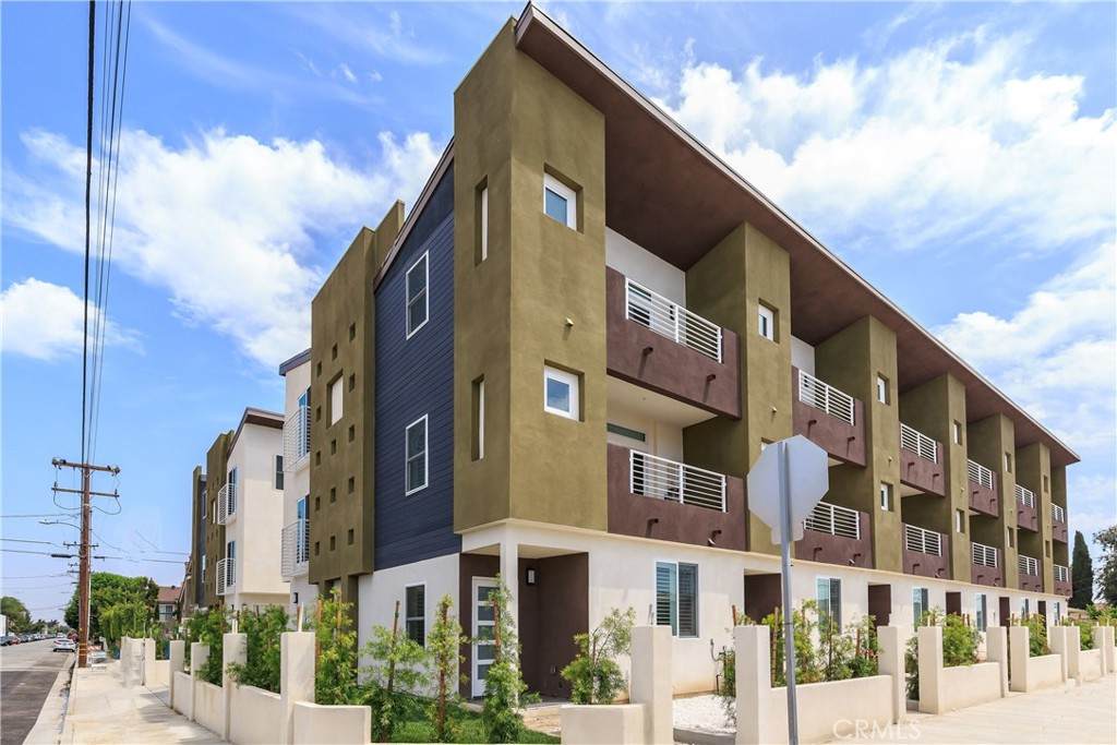 3857 139th Street - Photo 1