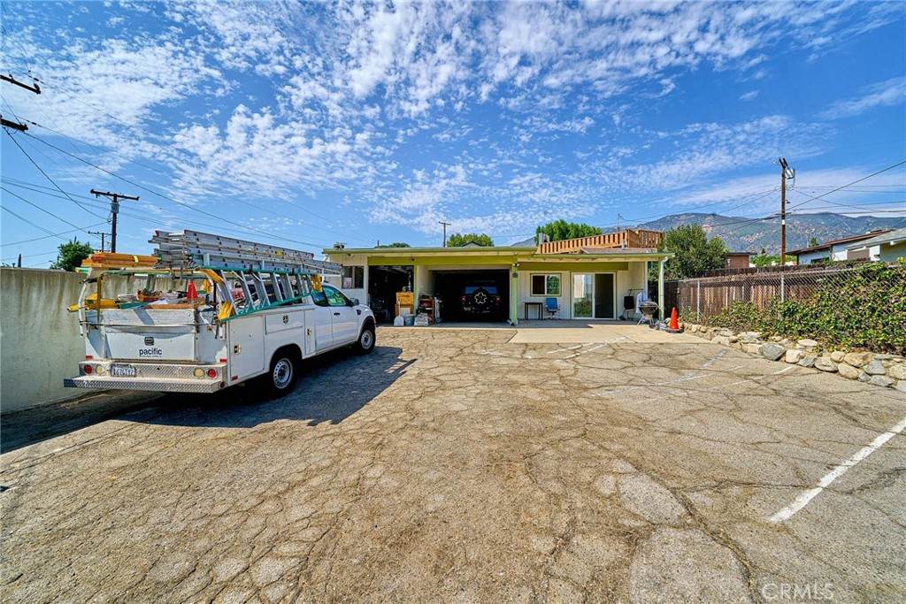 https://bt-photos.global.ssl.fastly.net/socal/orig_boomver_2_448385310-2.jpg
