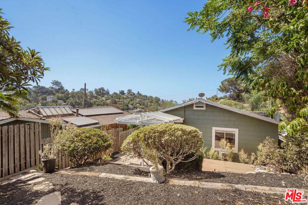 2306 Loma Vista Place - Photo 1