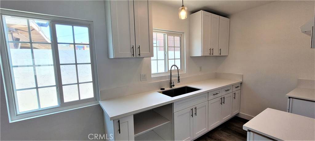 201 Rowan Avenue - Photo 1