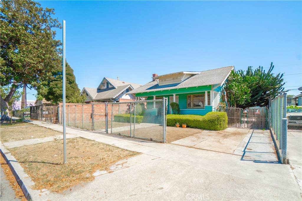 https://bt-photos.global.ssl.fastly.net/socal/orig_boomver_2_448437650-2.jpg