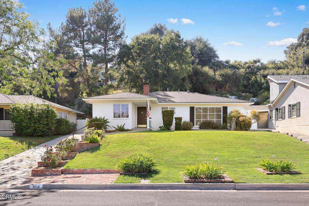4541 Alveo - Photo 1