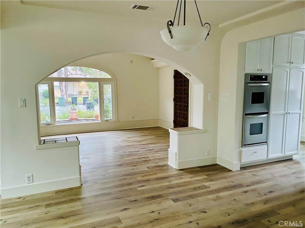 236 Myers - Photo 1