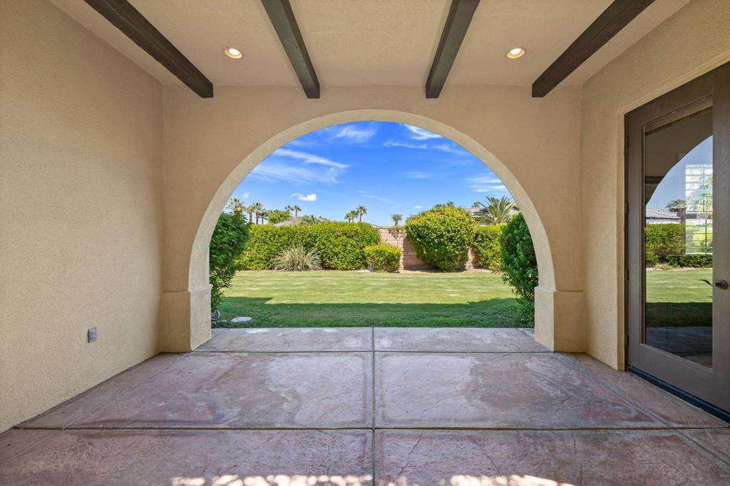 https://bt-photos.global.ssl.fastly.net/socal/orig_boomver_2_448507697-2.jpg