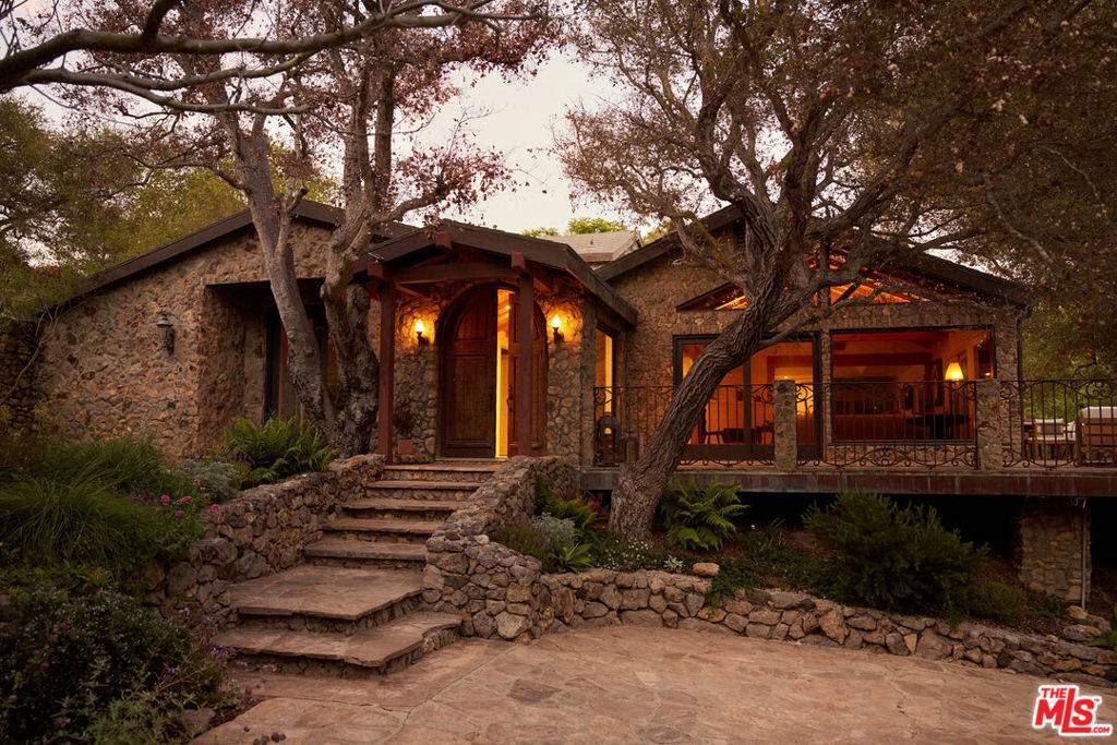 6208 Delaplane Road - Photo 1